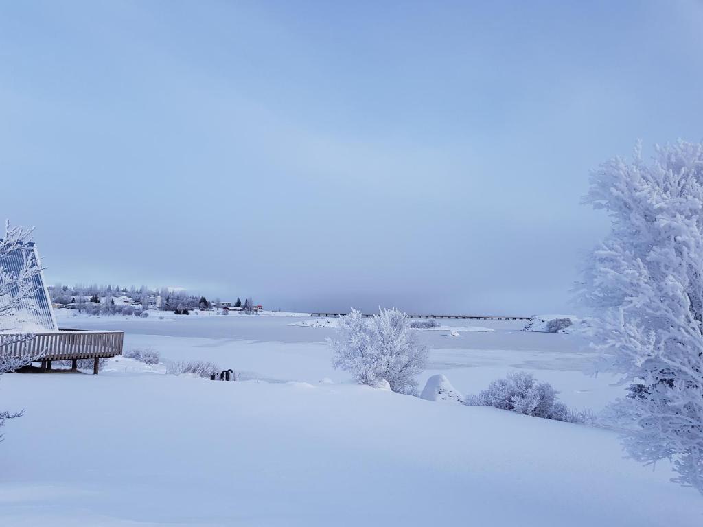 Ormurinn Cottages durante el invierno