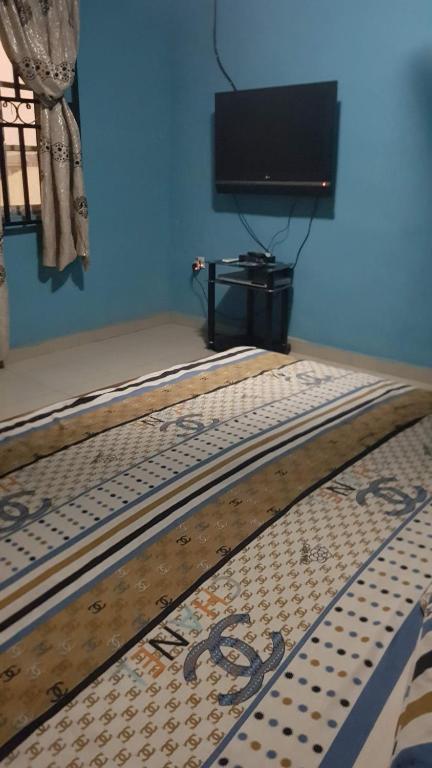 TV a/nebo společenská místnost v ubytování Edo Home