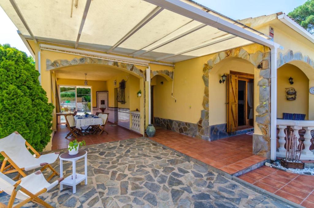 Patio alebo iná vonkajšia časť ubytovania Club Villamar - Goliat