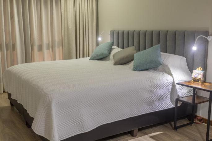 Fiori Apartments - Apartamento Con Balcón