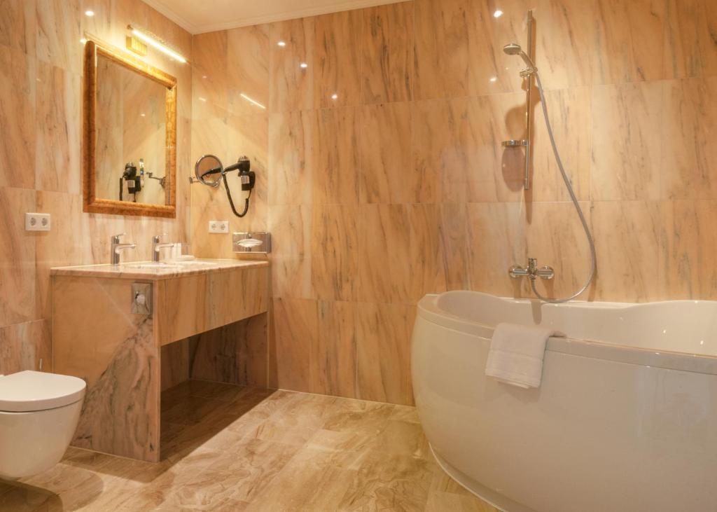 Grand Hotel Palladium - Resim 3