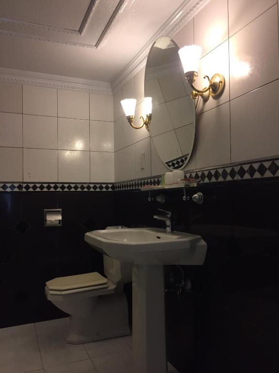 Vannituba majutusasutuses Charming City Songshan Hotel