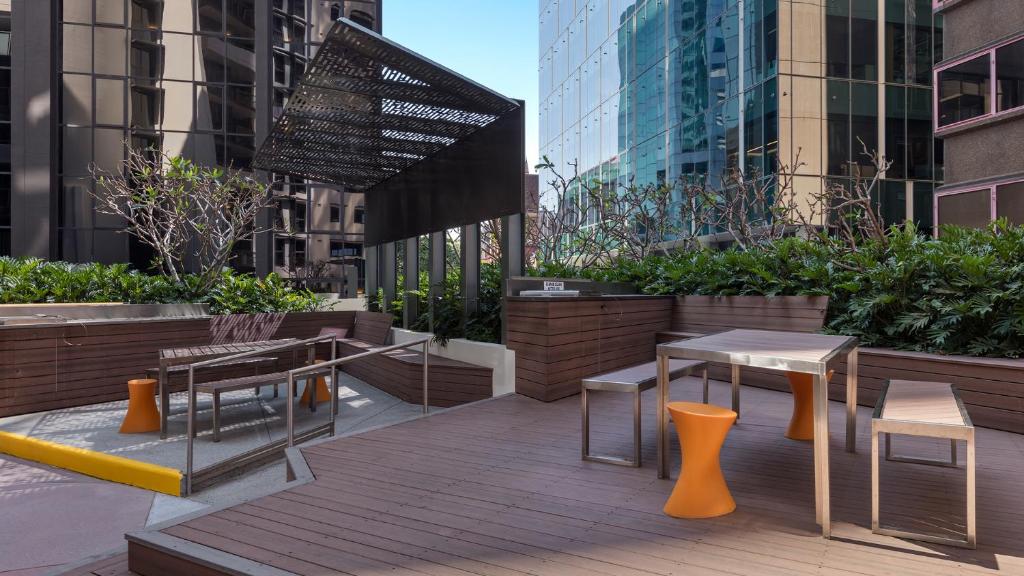 Oaks Brisbane Aurora Suites - Resim 39