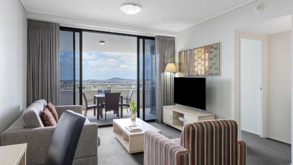 Oaks Brisbane Aurora Suites - Resim 11