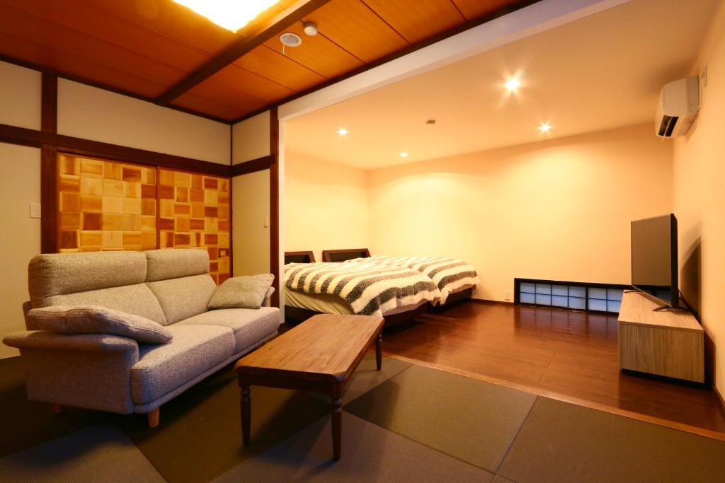 Posezení v ubytování Amis Droles アミドローラ LIBERTY RESORT