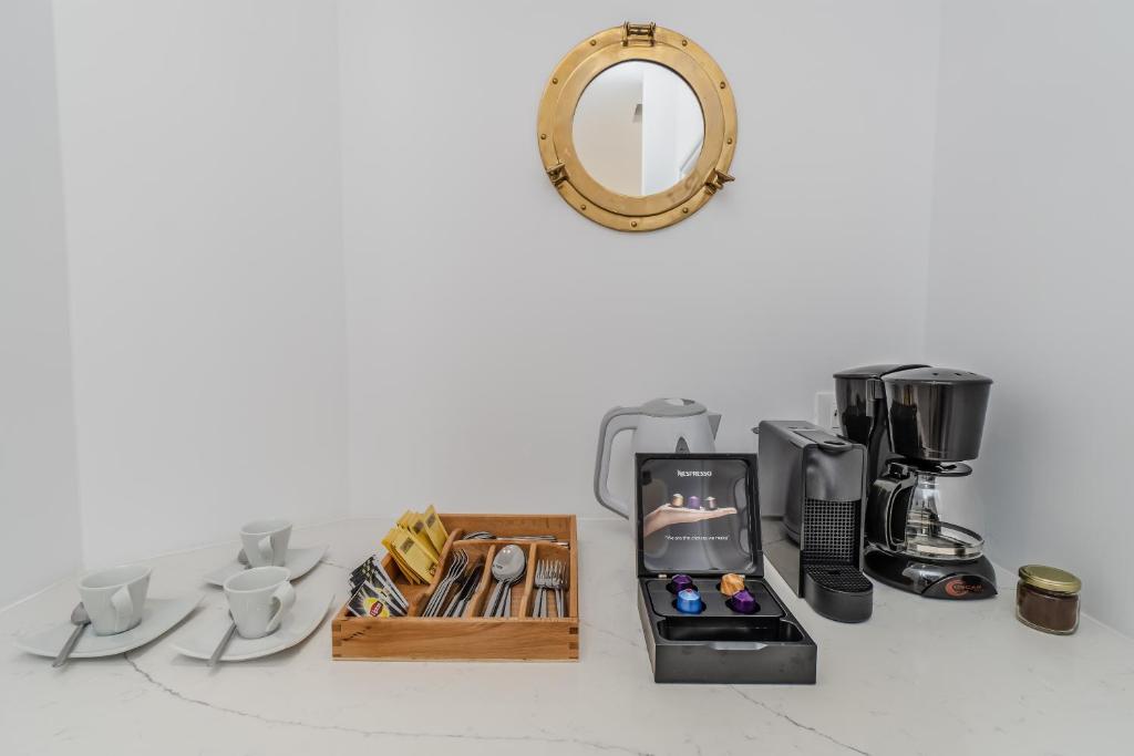 Symphony Suites Santorini - 13