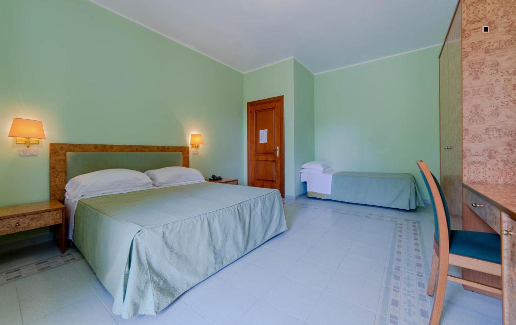 Antica Masseria Li Sauli - Chambre Triple Standarde