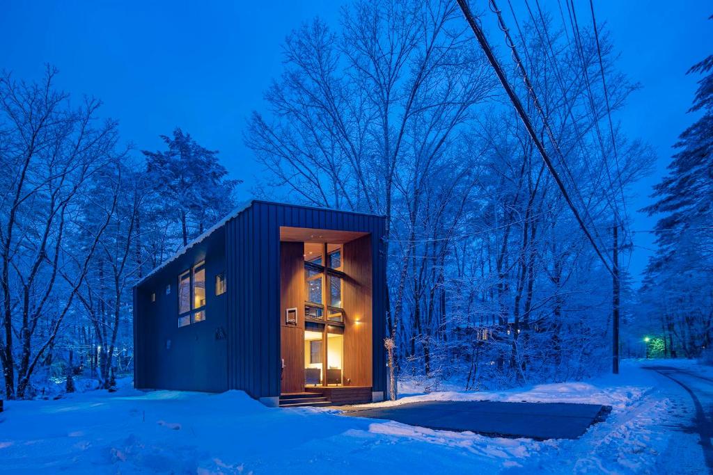 Gravity by The Hakuba Collection talvel