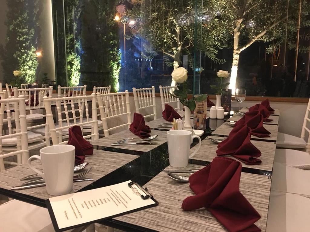 Restaurace v ubytování Royal Tulip Achrafieh