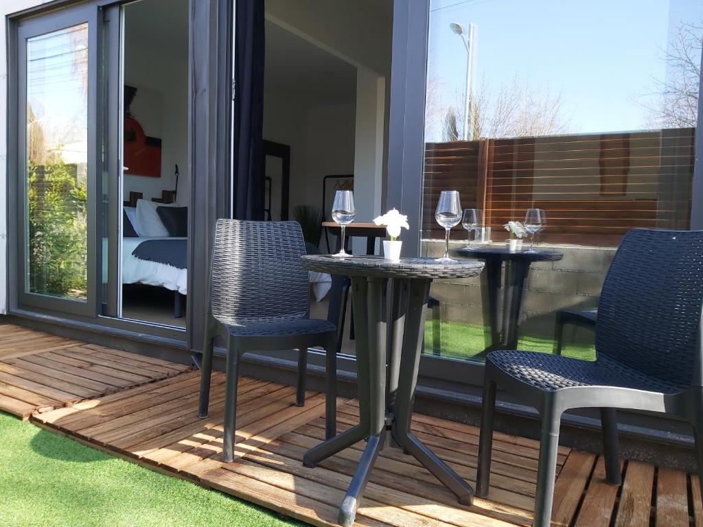 Acero y Piedra Apartamentos con jardín privado - Apartamento Con Vistas Al Jardín