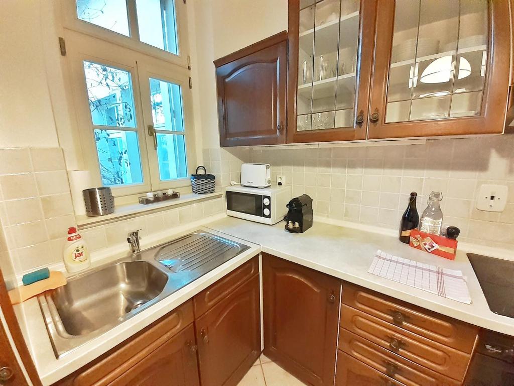 St. George Apartments - One-Bedroom Apartment