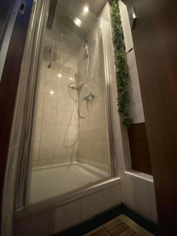 Koupelna v ubytování PREMIUM Hostel