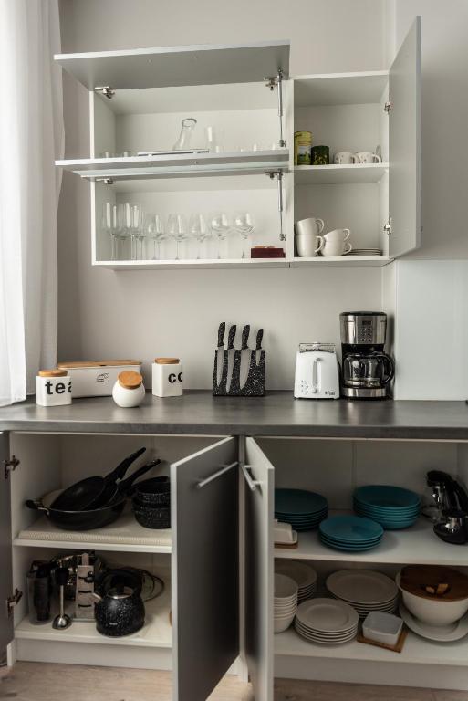 Kuchnia lub aneks kuchenny w obiekcie Apartament w centrum