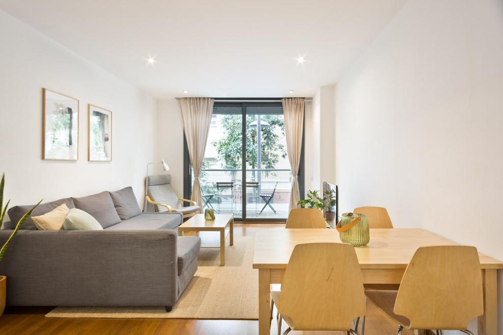 Les Corts Exclusive Apartments by Olala Homes - One-Bedroom Apartment With Balcony
