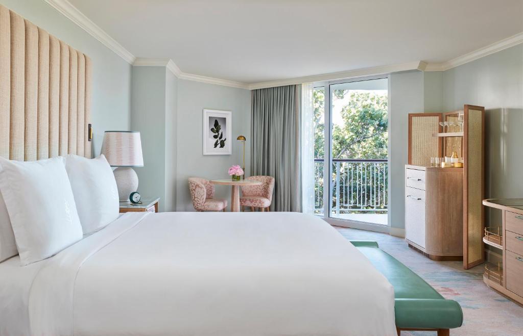 Four Seasons Resort Palm Beach - 
