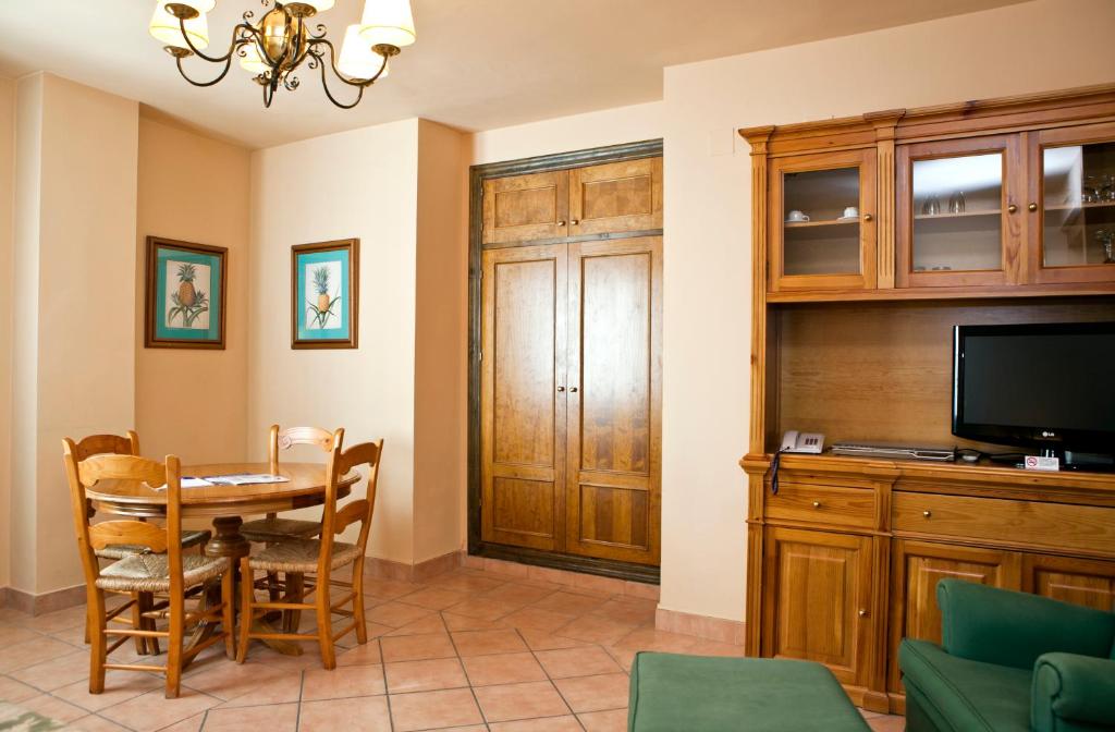 Hotel Apartamentos Trevenque - استوديو (شخصين بالغين)