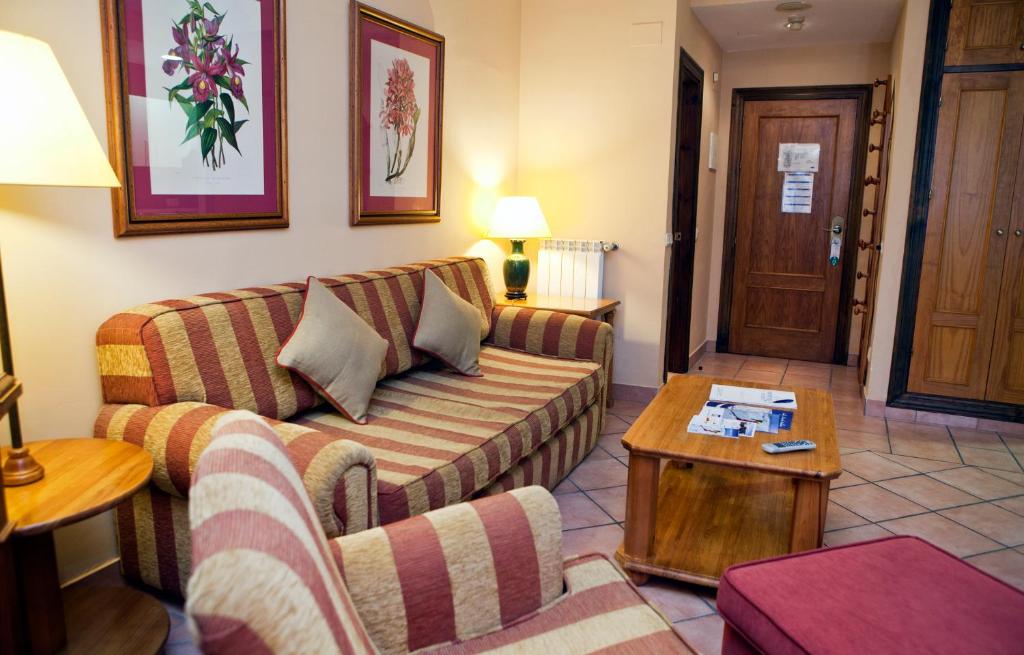 Hotel Apartamentos Trevenque - Apartment Mit 1 Schlafzimmer (4 Erwachsene)