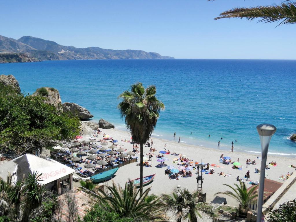 Holiday Home Rojilla Ner400 スペイン ネルハ Booking Com Holiday Home Rojilla Ner400 スペイン ネルハ Booking Com