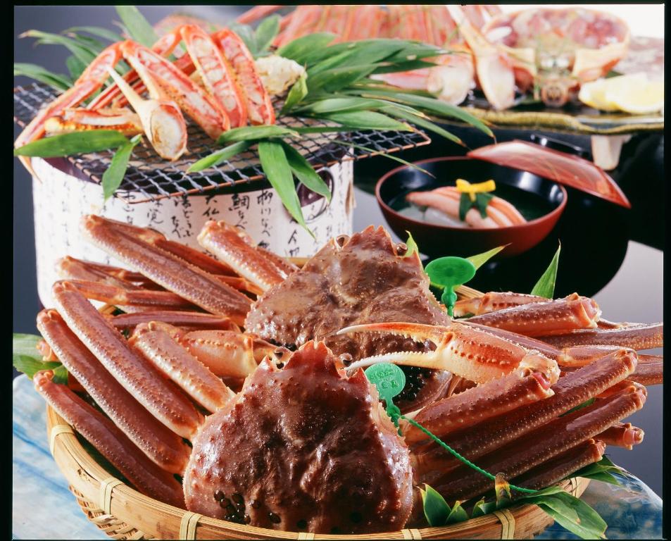 旅館の敷地内または近くでの食事または食べ物
