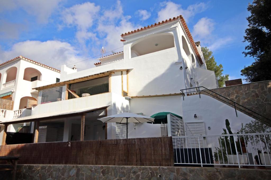 Gallery image of wunderschönes kleines Apartment für 2 Personen mit idylischen Blick ins Grüne in Cala Galdana