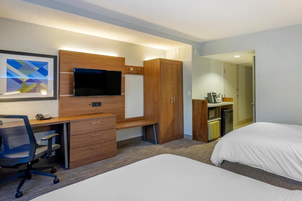 Holiday Inn Express Cape Coral-Fort Myers Area, an IHG Hotel - 
