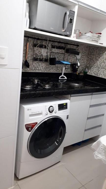  Apartamento Pe na Areia Familiar em Santos