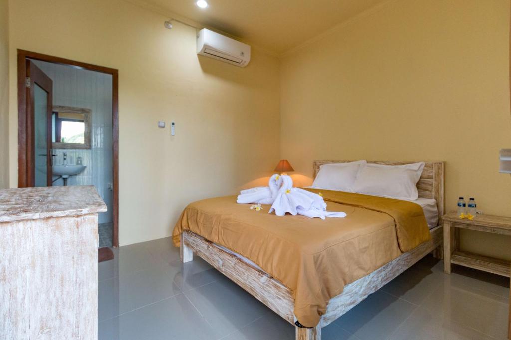 Dicky Guest House 2 Batu Bolong - Double Room With Private Bathroom