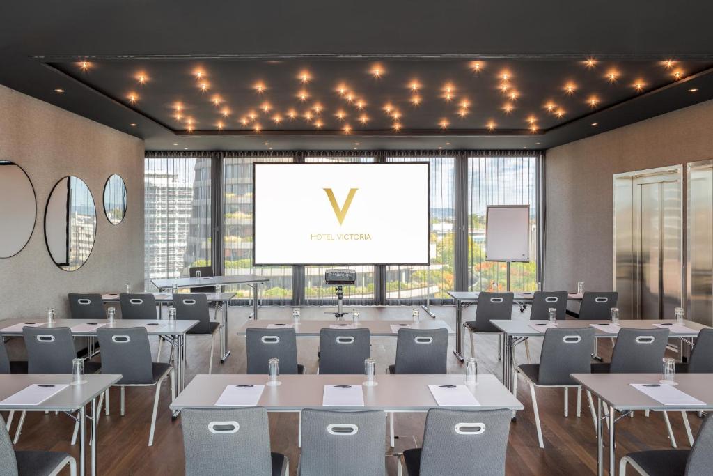 Restoran või mõni muu söögikoht majutusasutuses Hotel Victoria