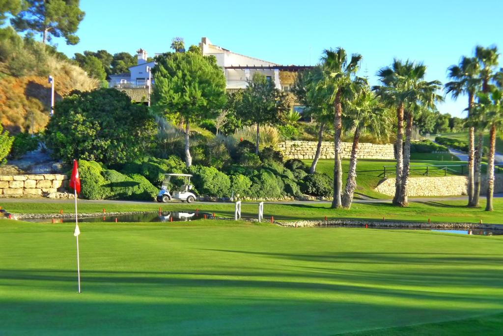Nº47 Baviera Golf, Caleta De Velez – Bijgewerkte prijzen 2022