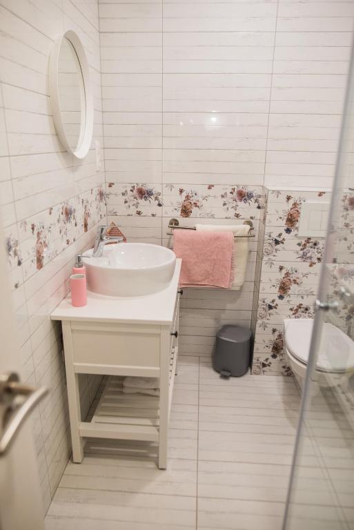 Kúpeľňa v ubytovaní All In Apartman IV.