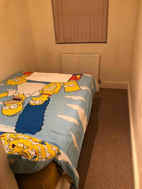 OPENSHAW HOLIDAY HOUSE
