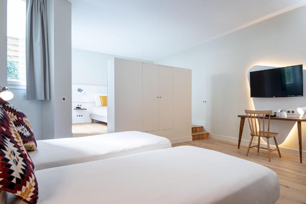 Hotel Magenta 38 by Happyculture - Resim 23