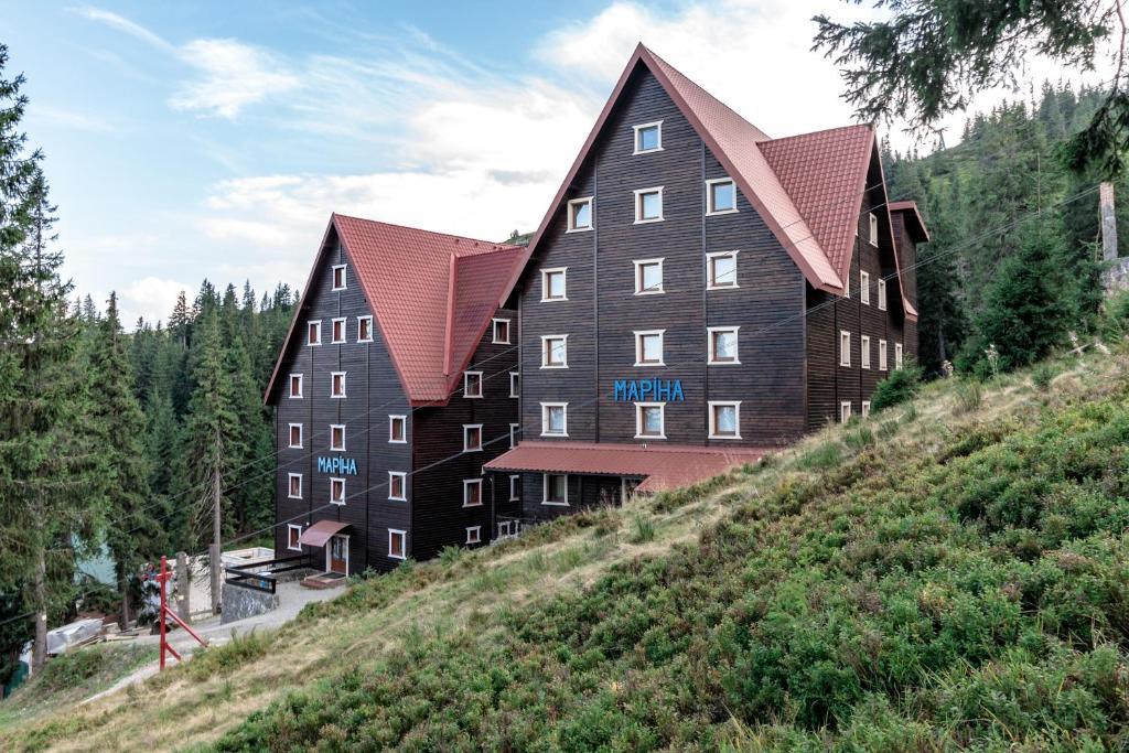 Budova, kde se hotel nachází