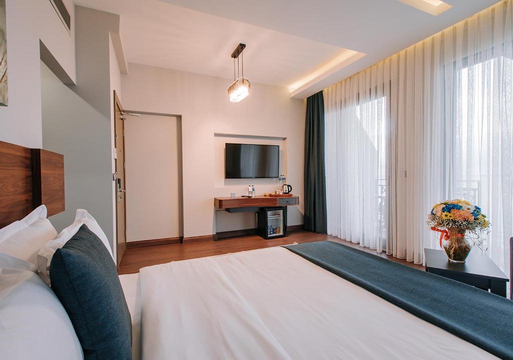 Peerless Villas Hotel - 4