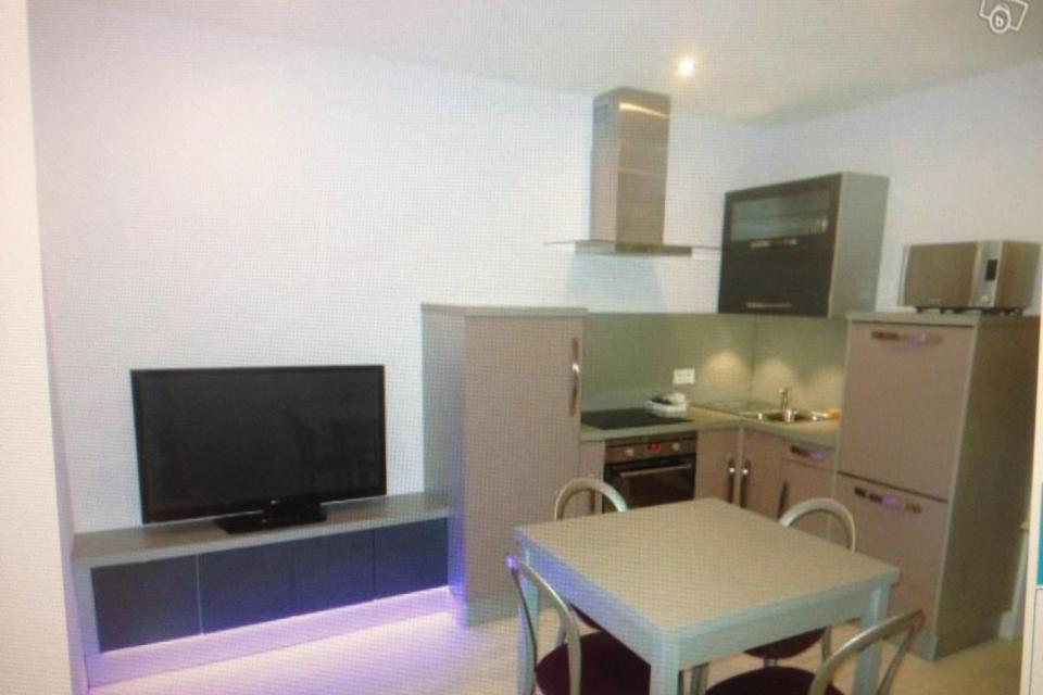 Blaise T2 - Housity
