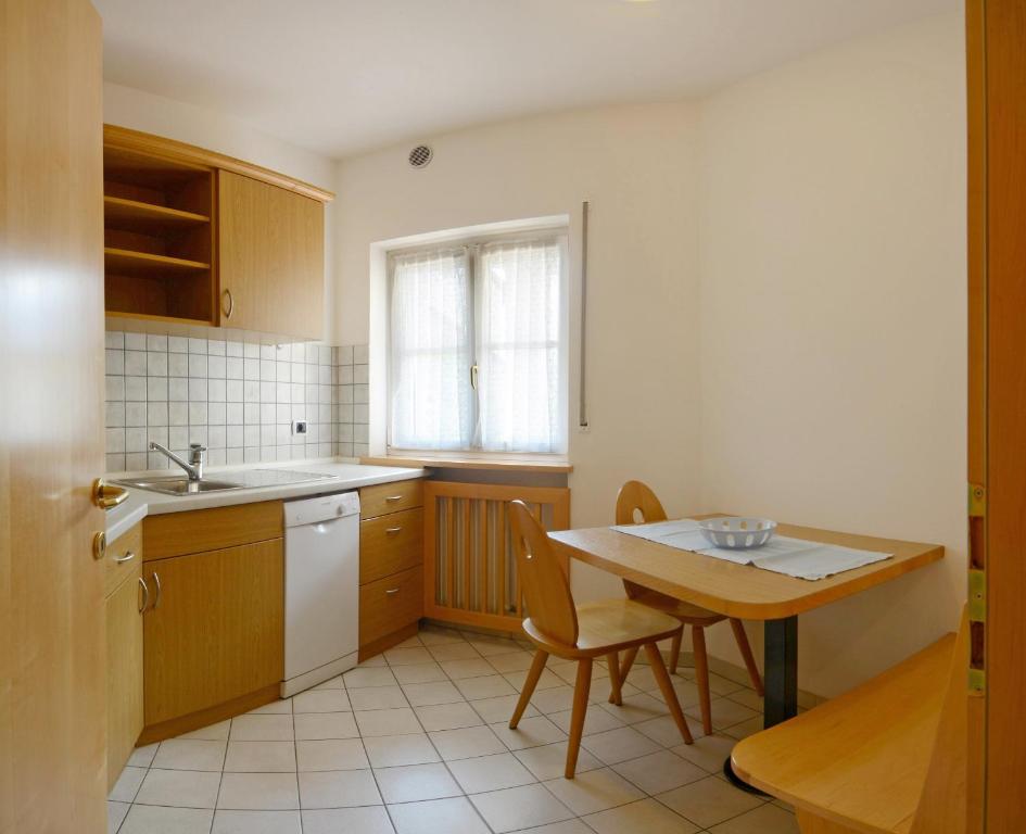 Kuchnia lub aneks kuchenny w obiekcie Casa Roder by Garni Snaltnerhof