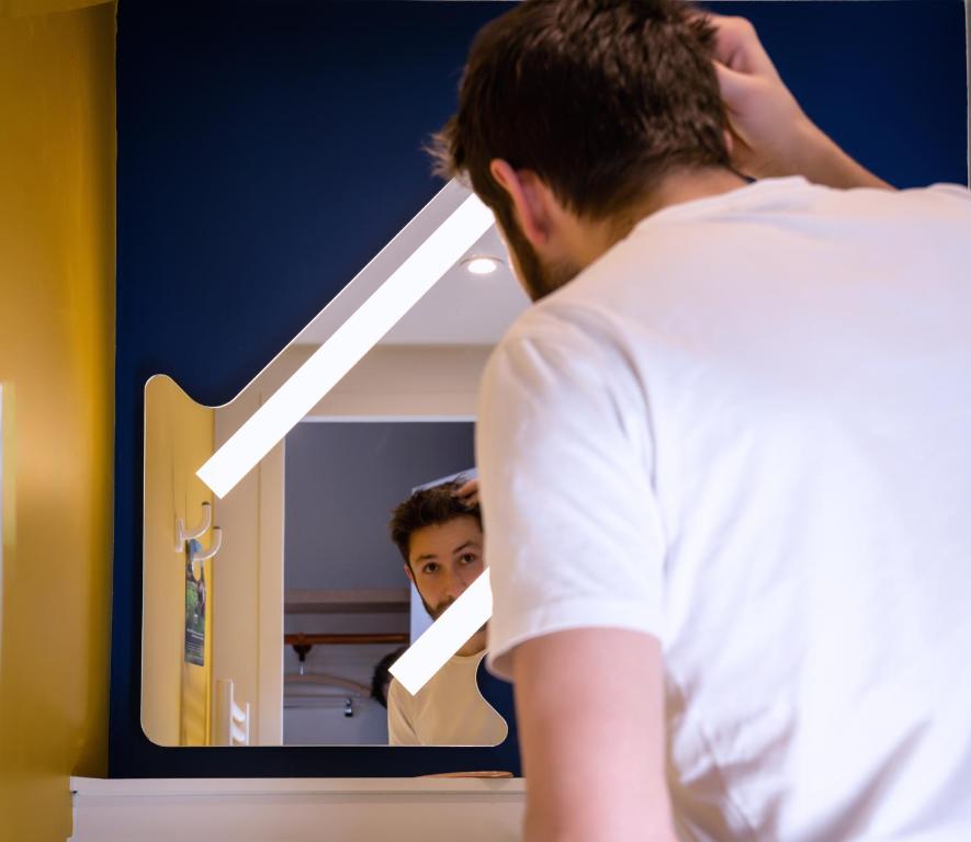 ibis budget Reims Parc Des Expositions - Resim 38