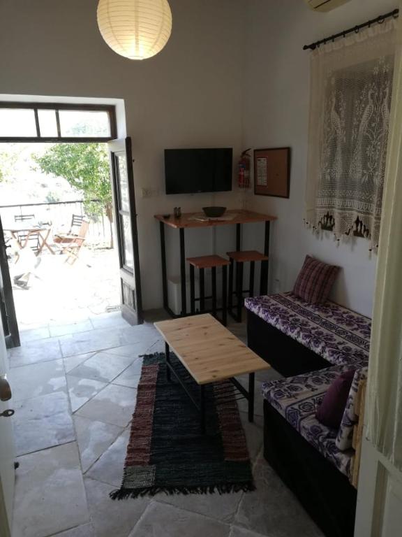 Kalavasos View Traditional Apartments - Apartment With Terrace