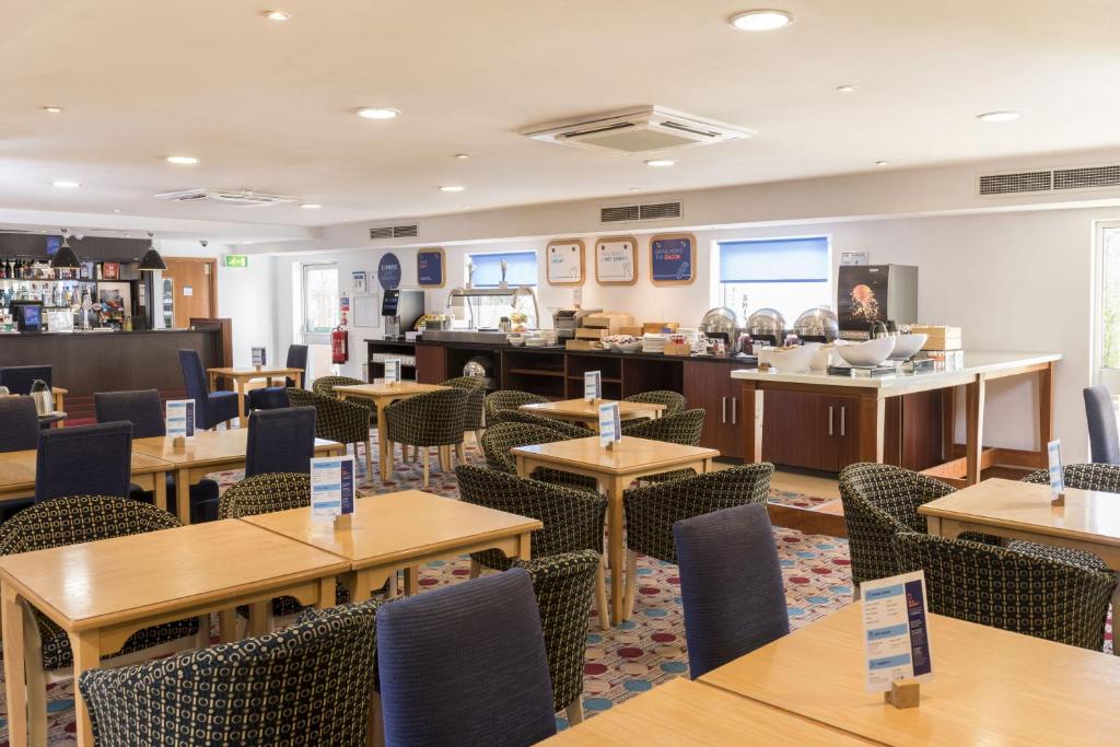 Holiday Inn Express Birmingham Star City by IHG - Resim 4