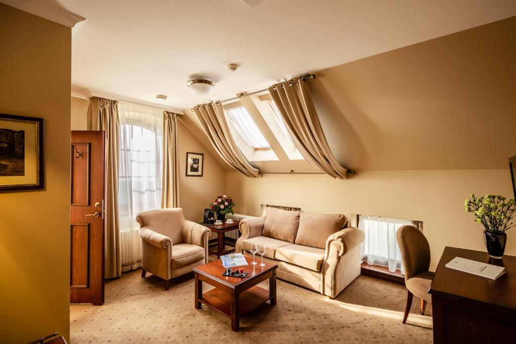 Zamek Topacz - Resim 28