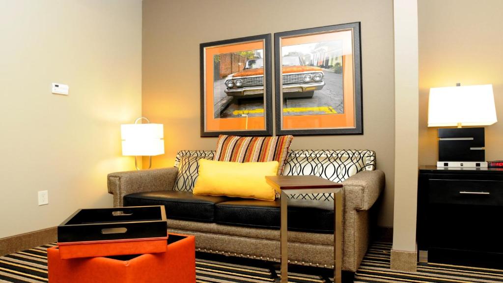 Holiday Inn Express Covington-Madisonville by IHG - Error