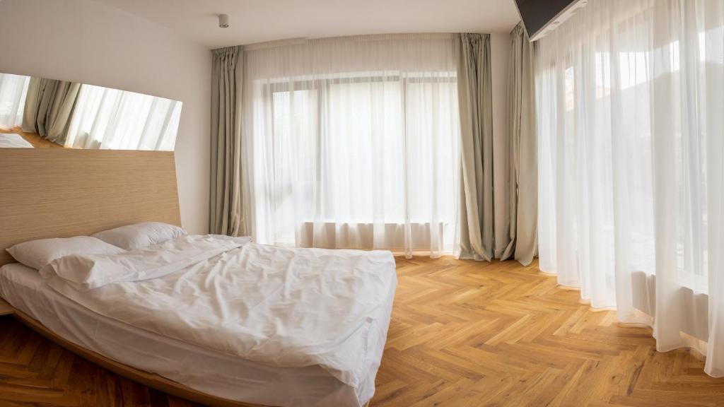Aparthotel Blend City Center - Deluxe Appartement Met één Slaapkamer Met Terras