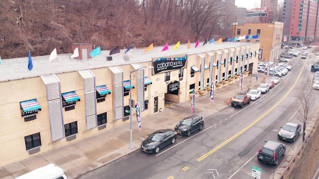 Gallery image of Cabana Hotel Yankee Stadium in Bronx