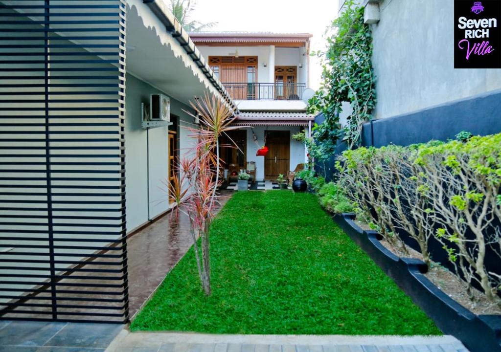 Zahrada ubytování Seven Rich Villa