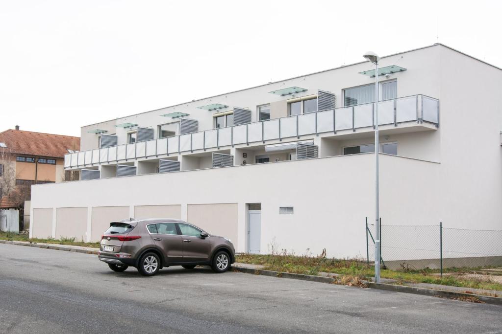Budova, kde se aparthotel nachází