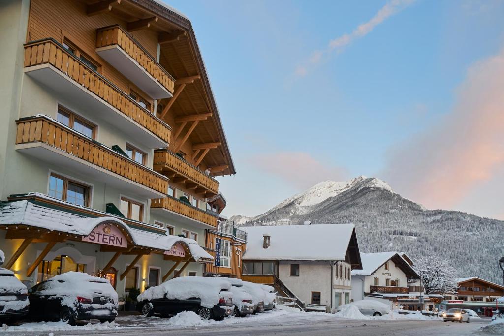 Nespecifikovaný výhled na hory nebo výhled na hory při pohledu z hotelu
