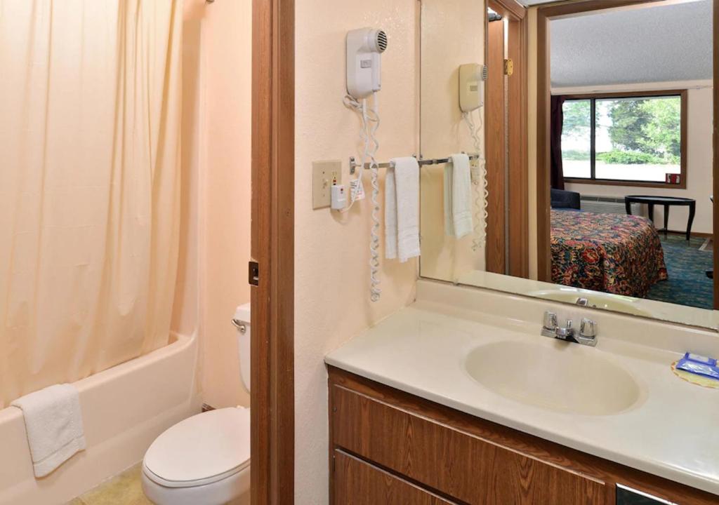Nation's Inn Kinston - Habitación Estándar King