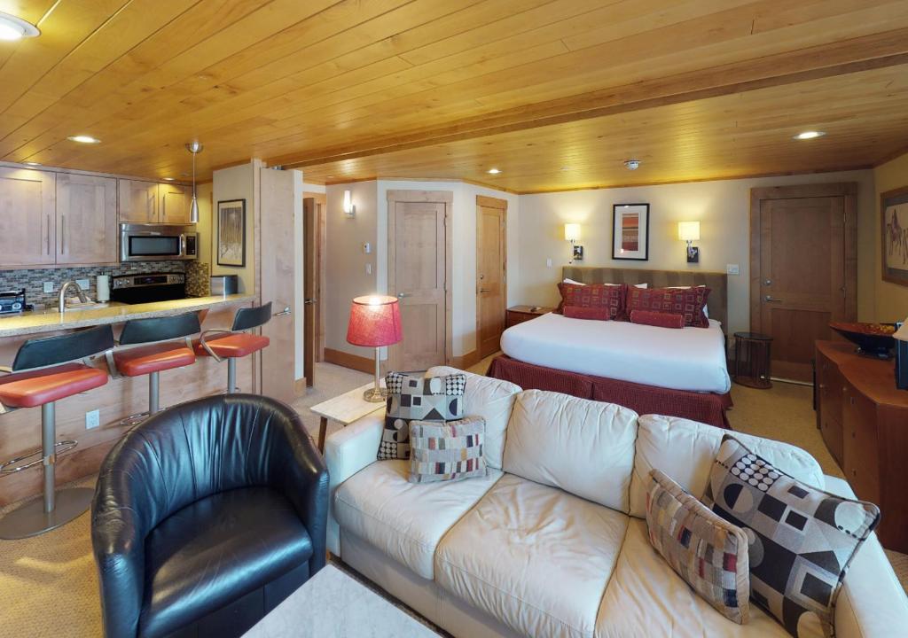 Manor Vail Lodge - Superior Studio