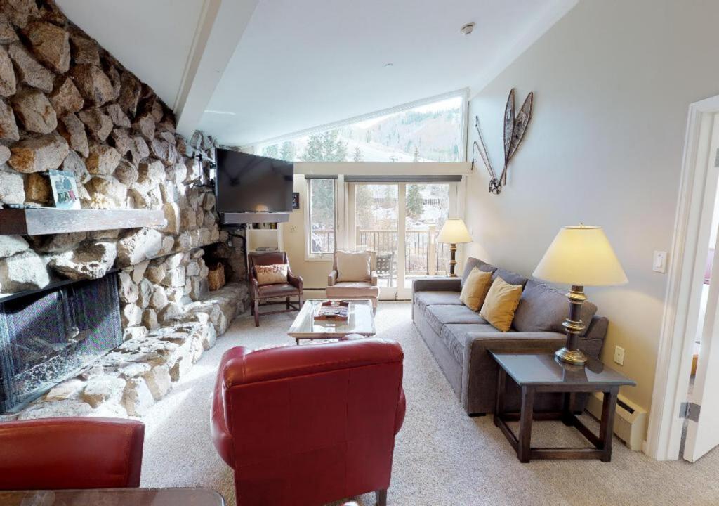 Posezení v ubytování Manor Vail Lodge