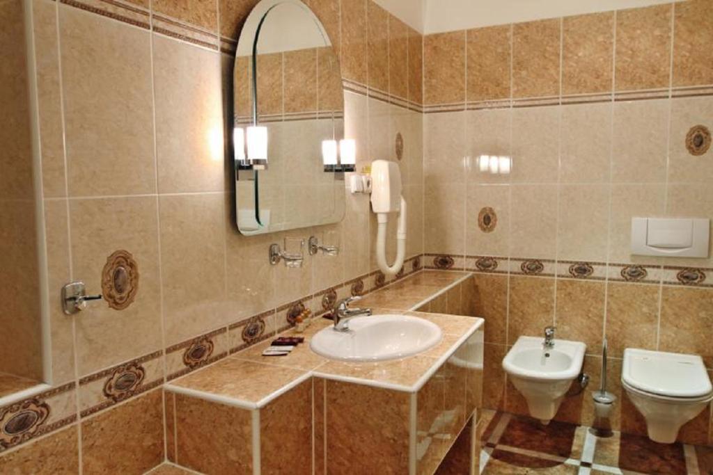 Hotel Klarinn Prague Castle - Resim 10